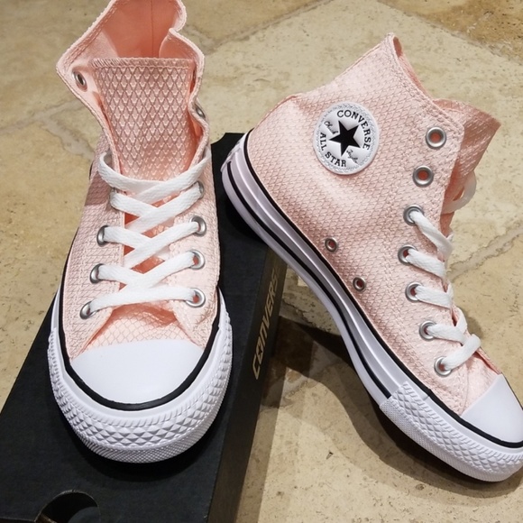 Converse Shoes - Converse High tops womens
